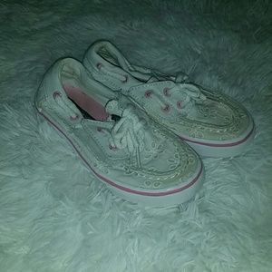 Kids Sperry top-sider white lace with pink.